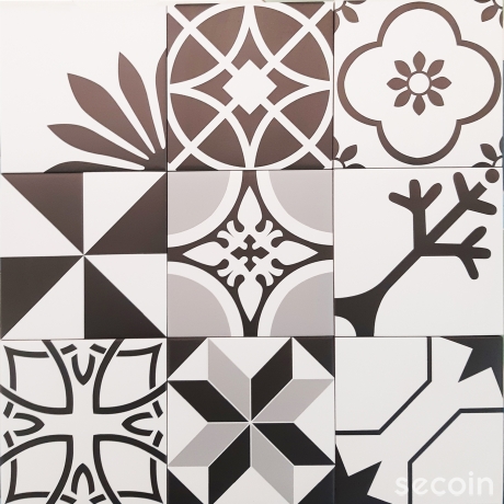 ENCAUSTIC POTTERY TILE MIX GMM 20111